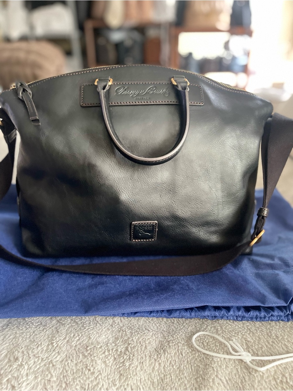 Dooney & Bourke Black Leather Florentine Archives Juliette 2009 Bag w/Crossbody